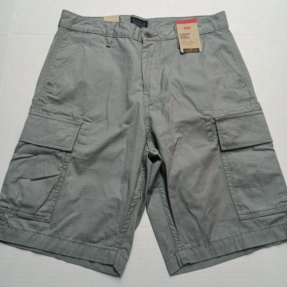 Levi's Cargo Shorts‎
